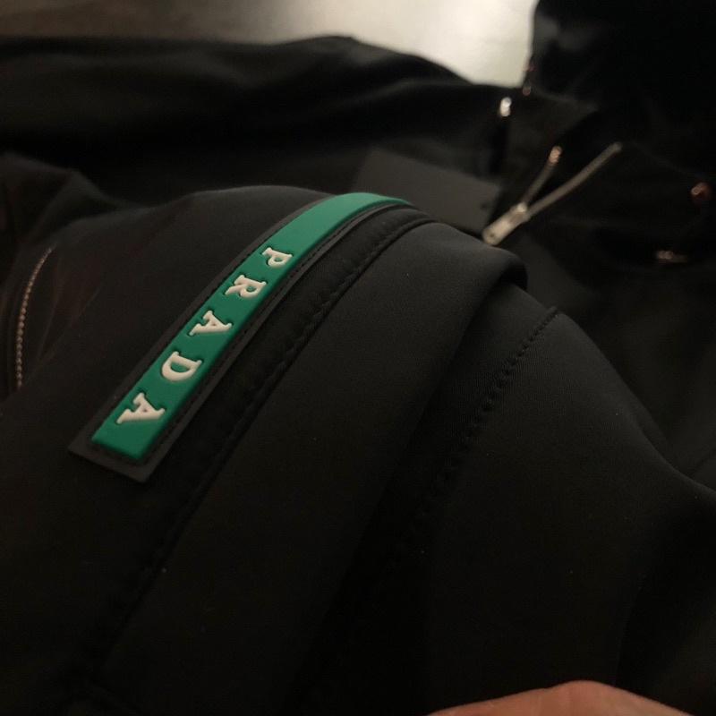 Áo khoác nam thương hiệu Prada cao cấp