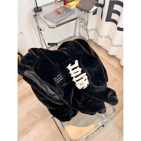 Áo khoác đen lông mịn unisex ulzzang