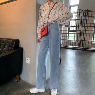 Quần Jeans cạp cao ống suông