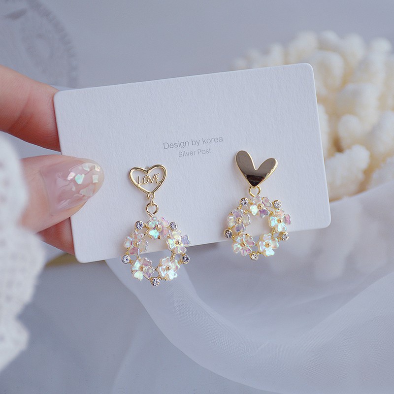 Bông Tai Hình Chữ Love 14k Nhiều Màu Sắc Dành Cho Nữ