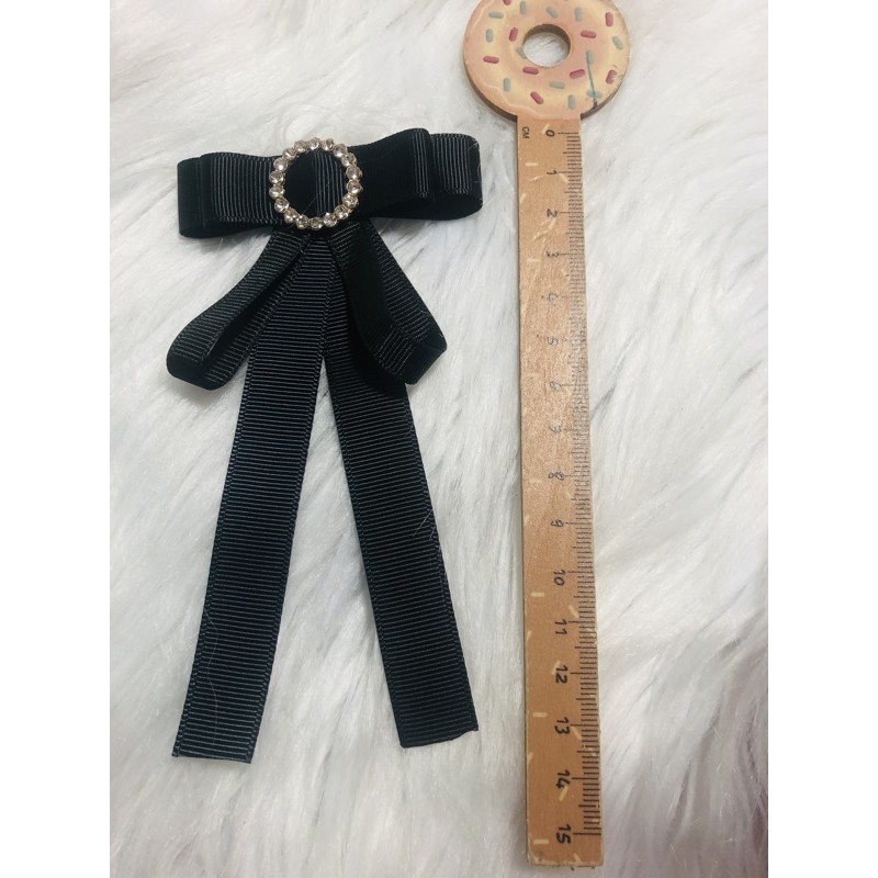 Cài áo nơ xinh. KT 9 x 15cm và 7 x 13cm