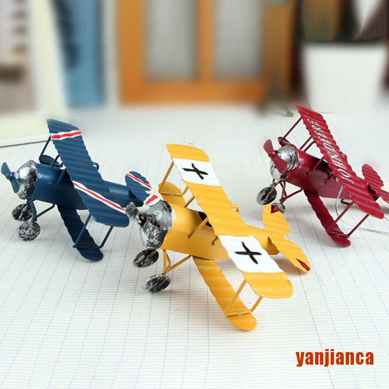 Mô Hình Máy Bay Biplane Mini Bằng Kim Loại Dùng Trang Trí Nhà Cửa Phong Cách Vintage