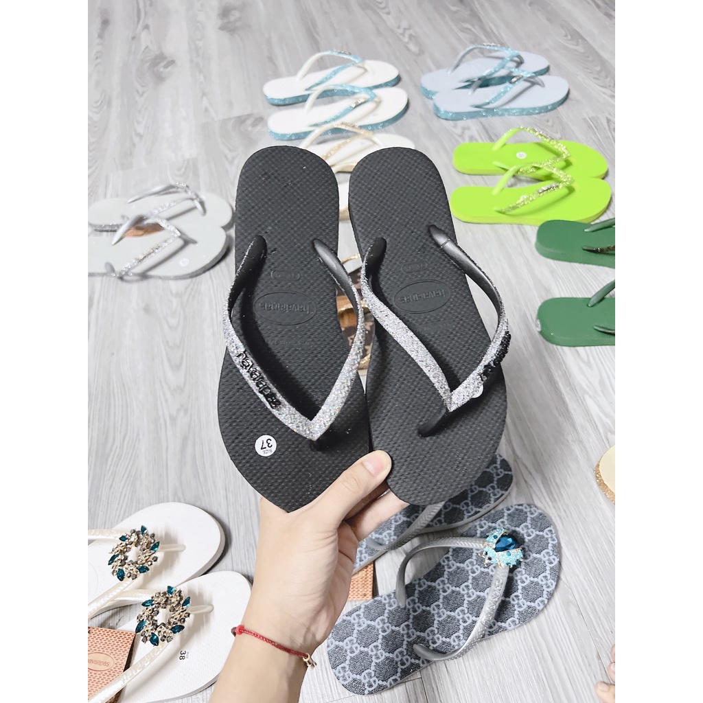 Dép Havaianas nhủ kim tuyến