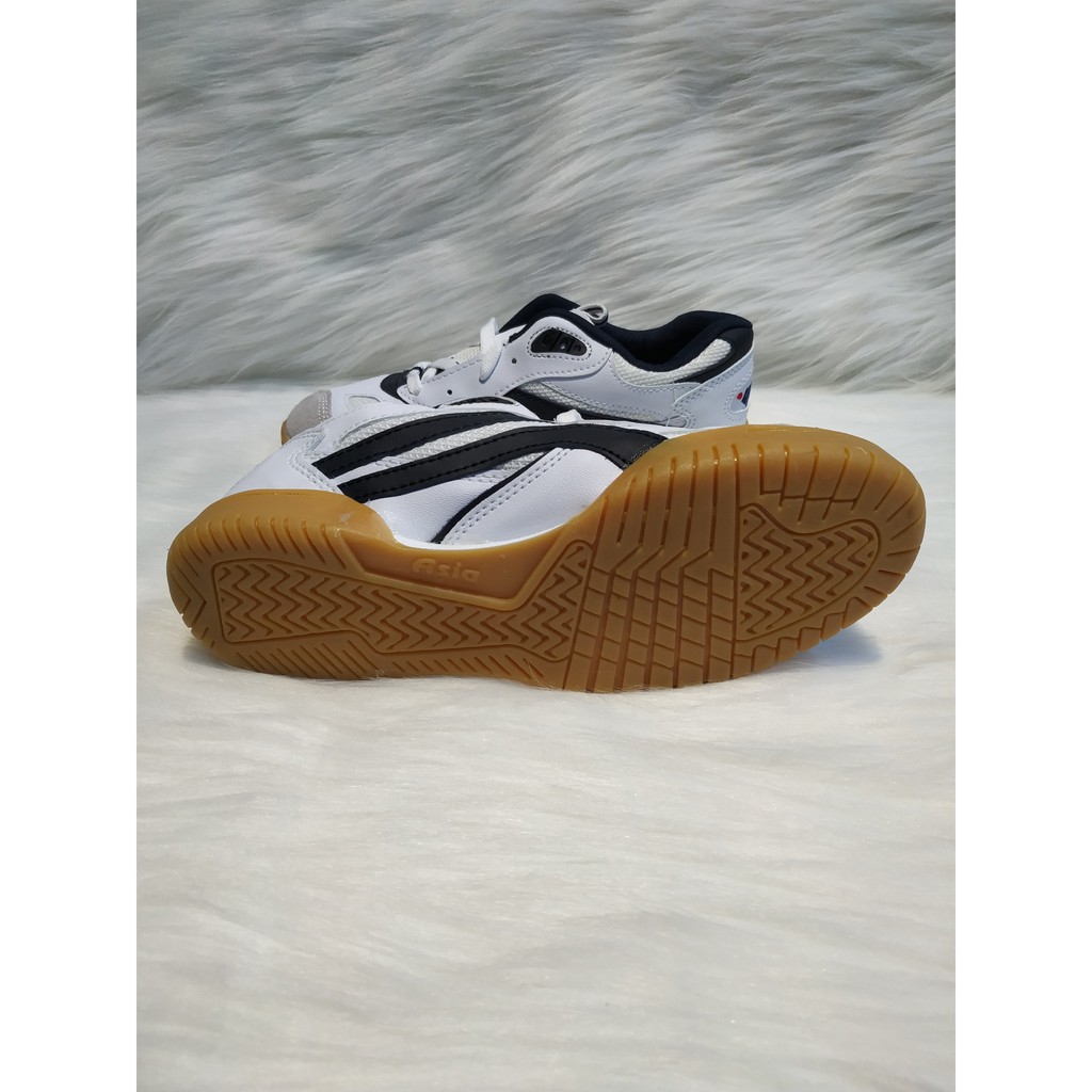 Giày câu  lông , bóng chuyền, chạy bộ  asia