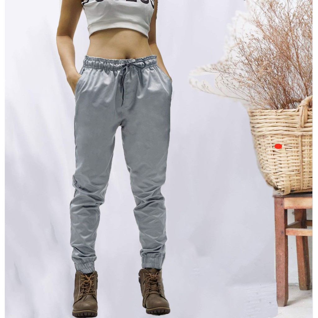 Quần jogger nữ chất kaki khóa zip chân | BigBuy360 - bigbuy360.vn