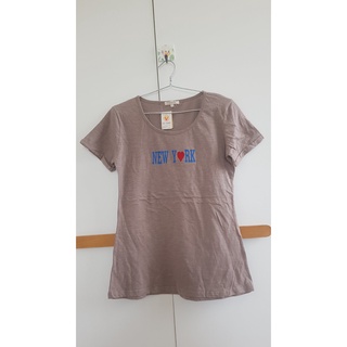 Áo thun nữ cổ tròn