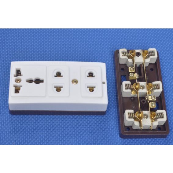 Ổ cắm 1,2,3 ngả đa năng đế sứ Neesanta. Chống cháy, nổ bảo hành 12 tháng.