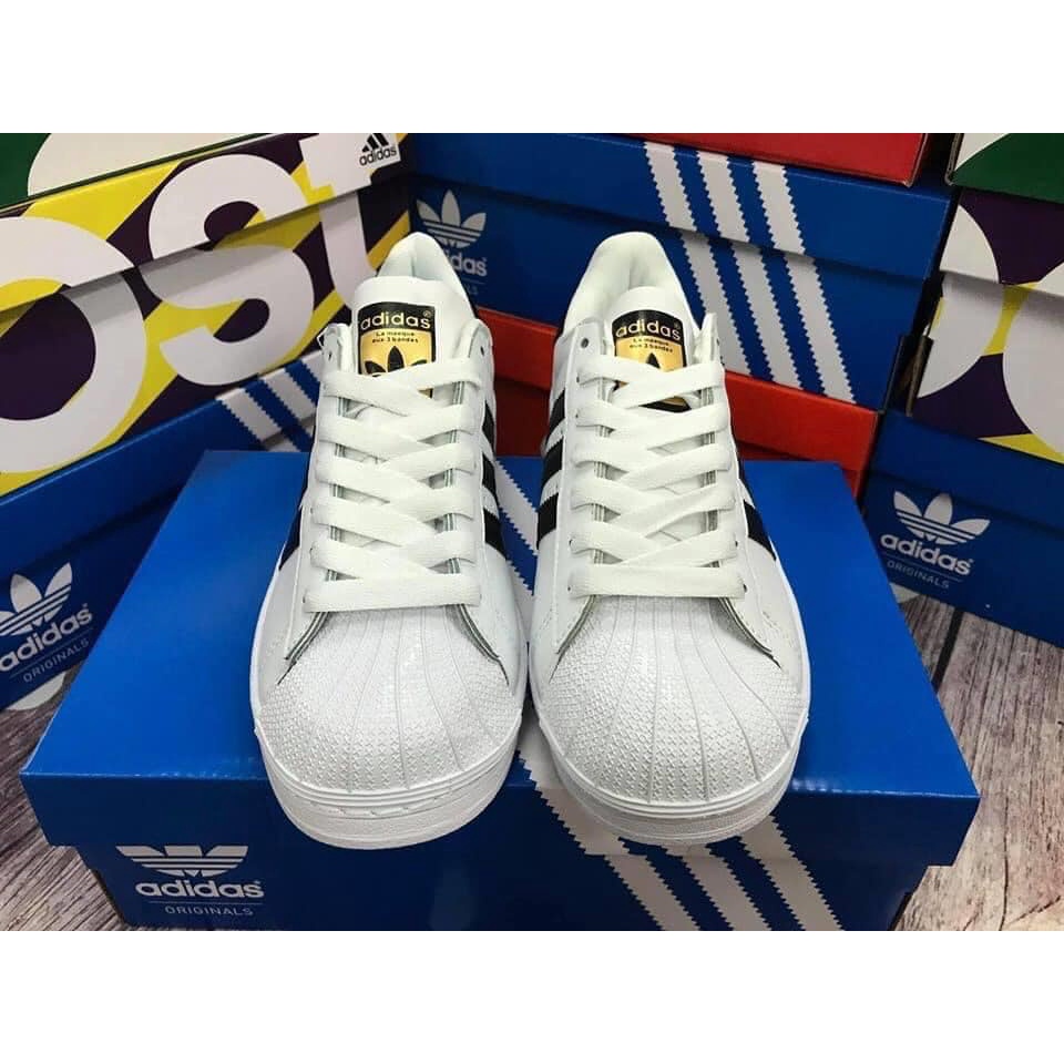 Giày thể thao sneaker super star đen trắng sò tem vàng bản cao cấp ảnh thật tự chụp+freeship