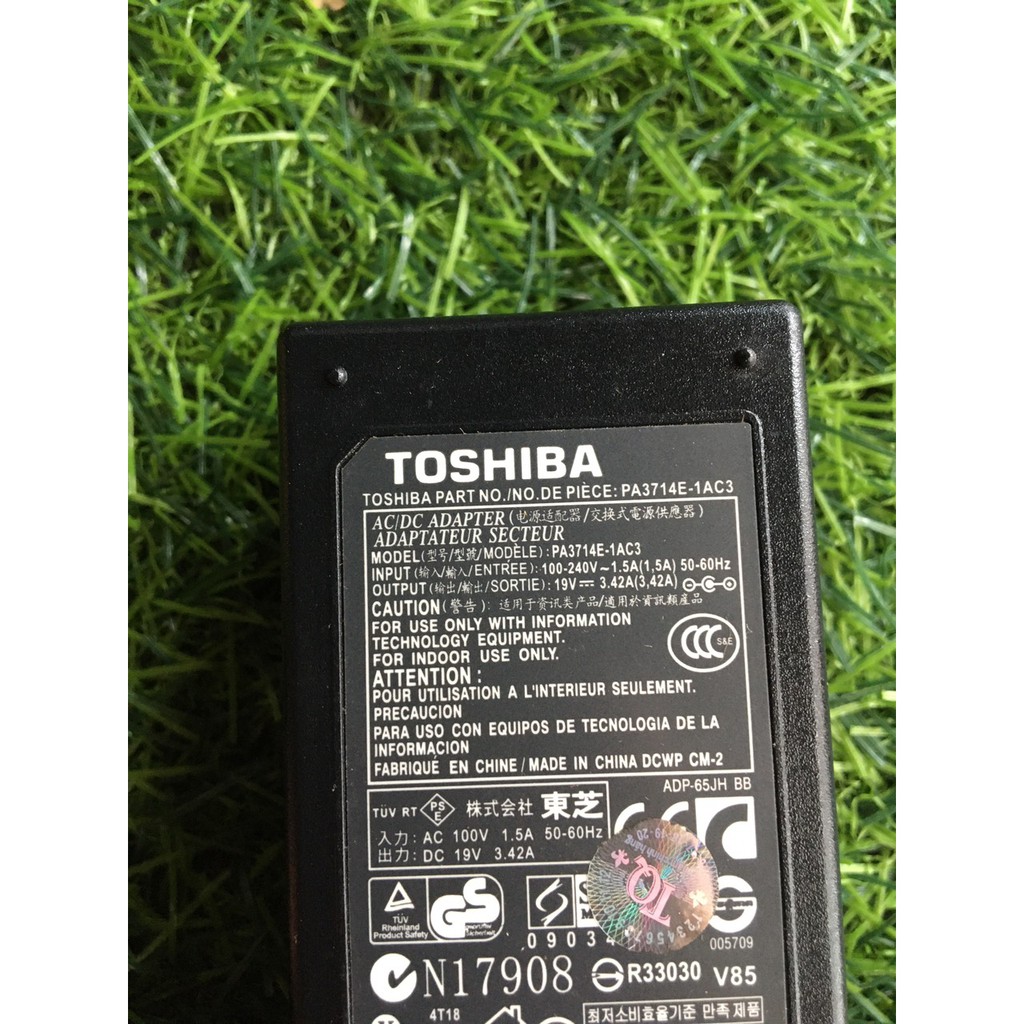 Sạc Laptop TOSHIBA 19V - 3,42A chính hãng, Tặng kèm dây