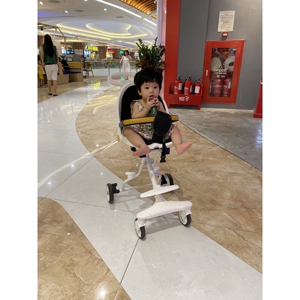 XE ĐẨY GẤP GỌN MẪU MỚi