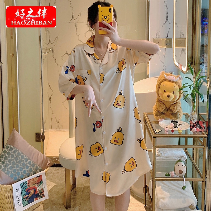 Đầm Ngủ Tay Dài Vải Lụa In Hình Vịt Vàng Kiểu Hàn Quốc Xinh Xắn Cho Nữ | BigBuy360 - bigbuy360.vn
