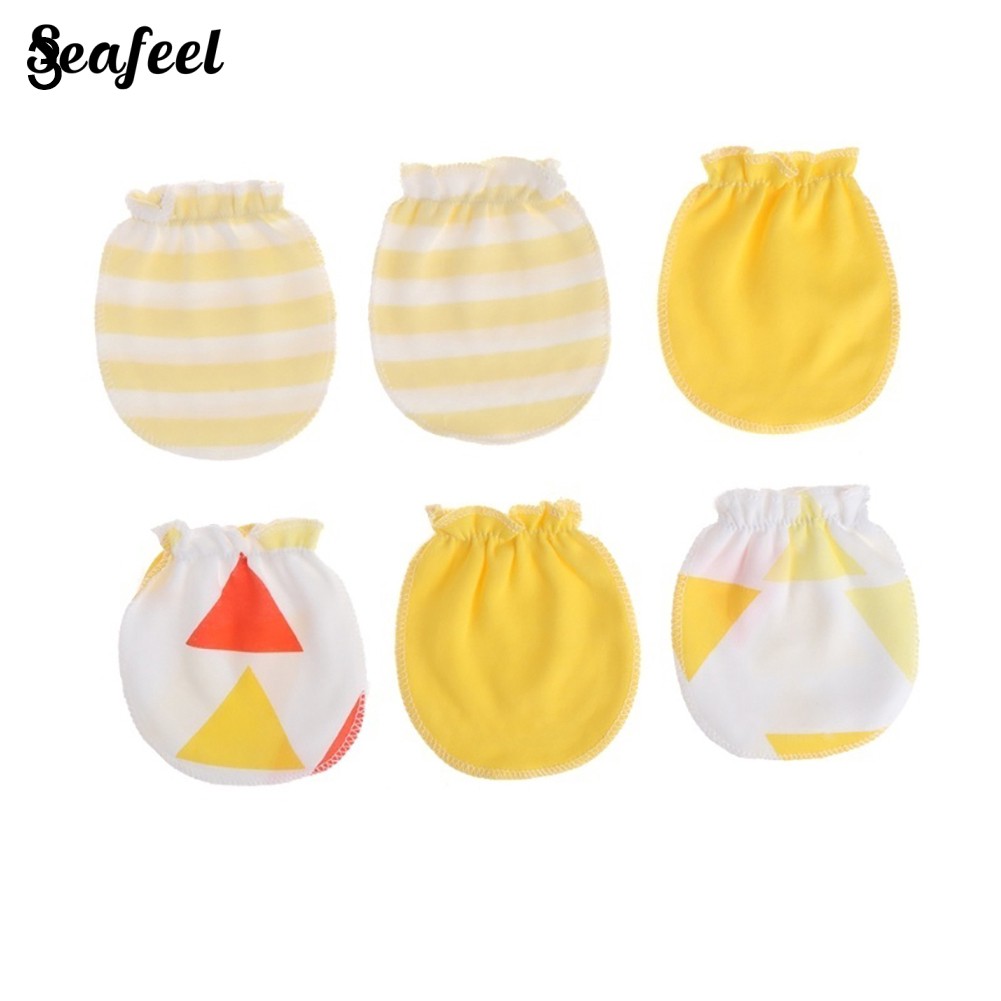 Set 3 Đôi Găng Tay Cotton Chống Trầy Xước Cho Bé Sơ Sinh