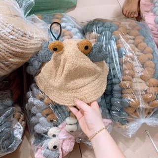 Mũ cua cho bé