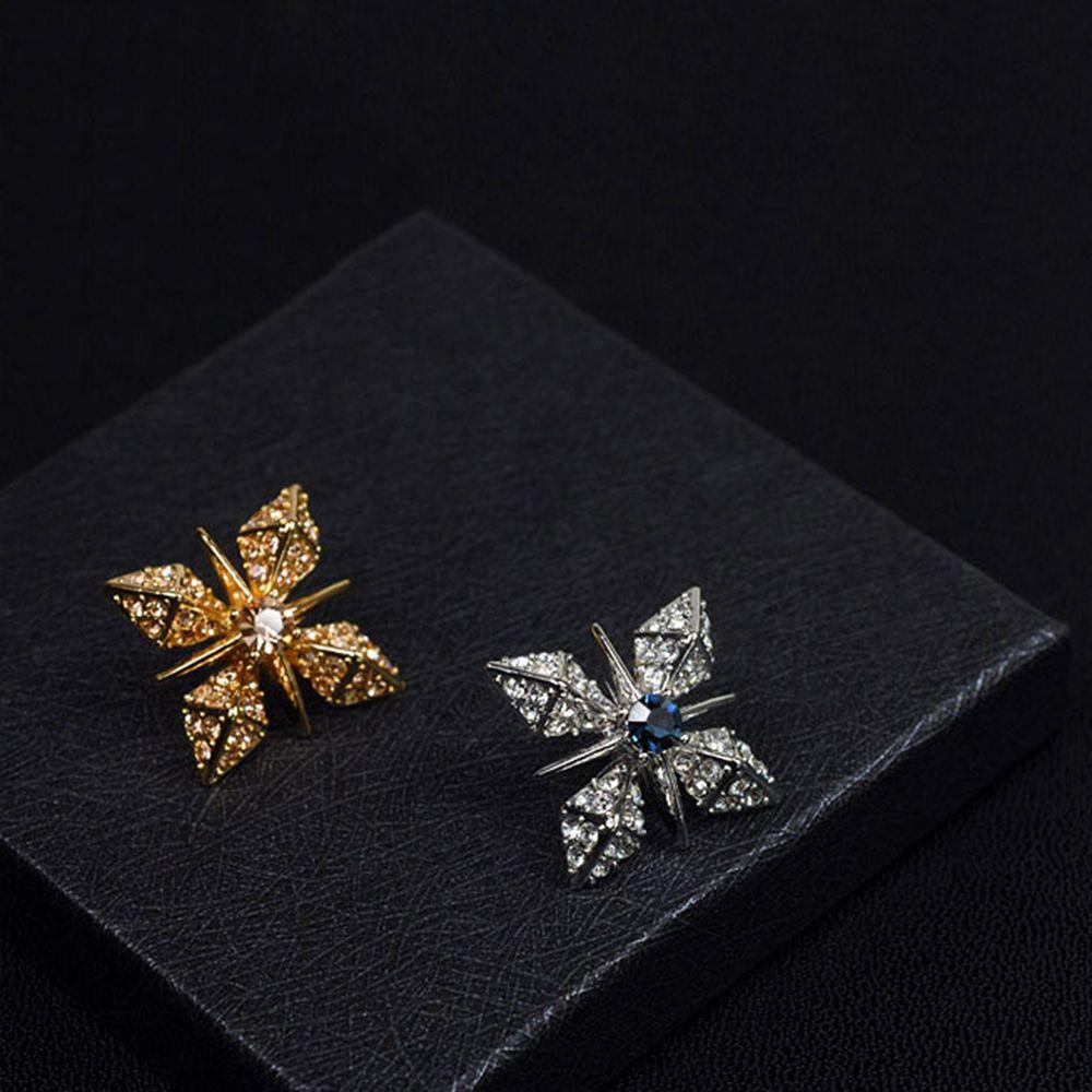 Huy Hiệu Cài Áo Hình Thánh Giá Sang Trọng Cho Nam