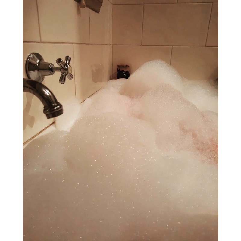 Bom tắm tạo bọt Lush - SLEEPY bubble bar