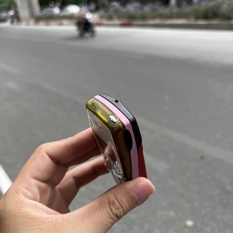 NGUYÊN ZIN, chính hãng điện thoại cổ Nokia 8310