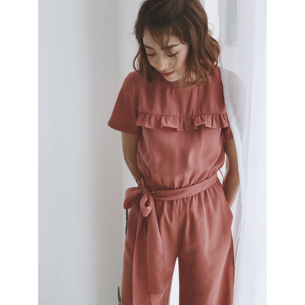 Bộ Jumpsuit Nữ MOMOCO Bèo Ngực M2028