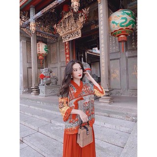 Bộ phật tử lễ chùa đầu năm