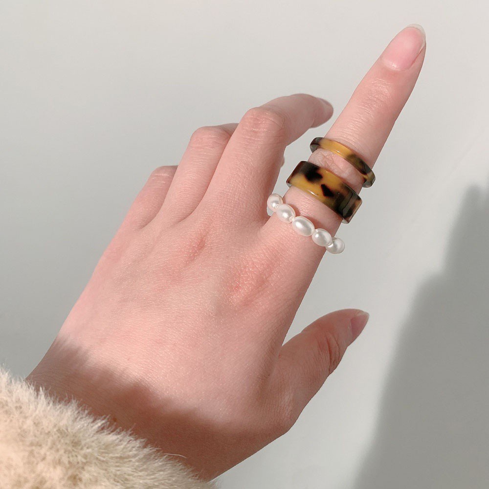 Bộ 3 Nhẫn Nhựa Resin Tròn Thời Trang Hàn Quốc 2021