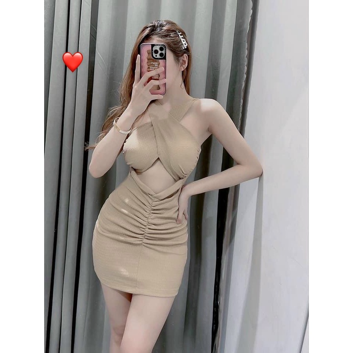 đầm xoắn cổ yếm xéo hở bụng chéo dây nhúm trước dáng body tôn dáng chất xốp