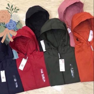 Áo gió nhật uniqlo