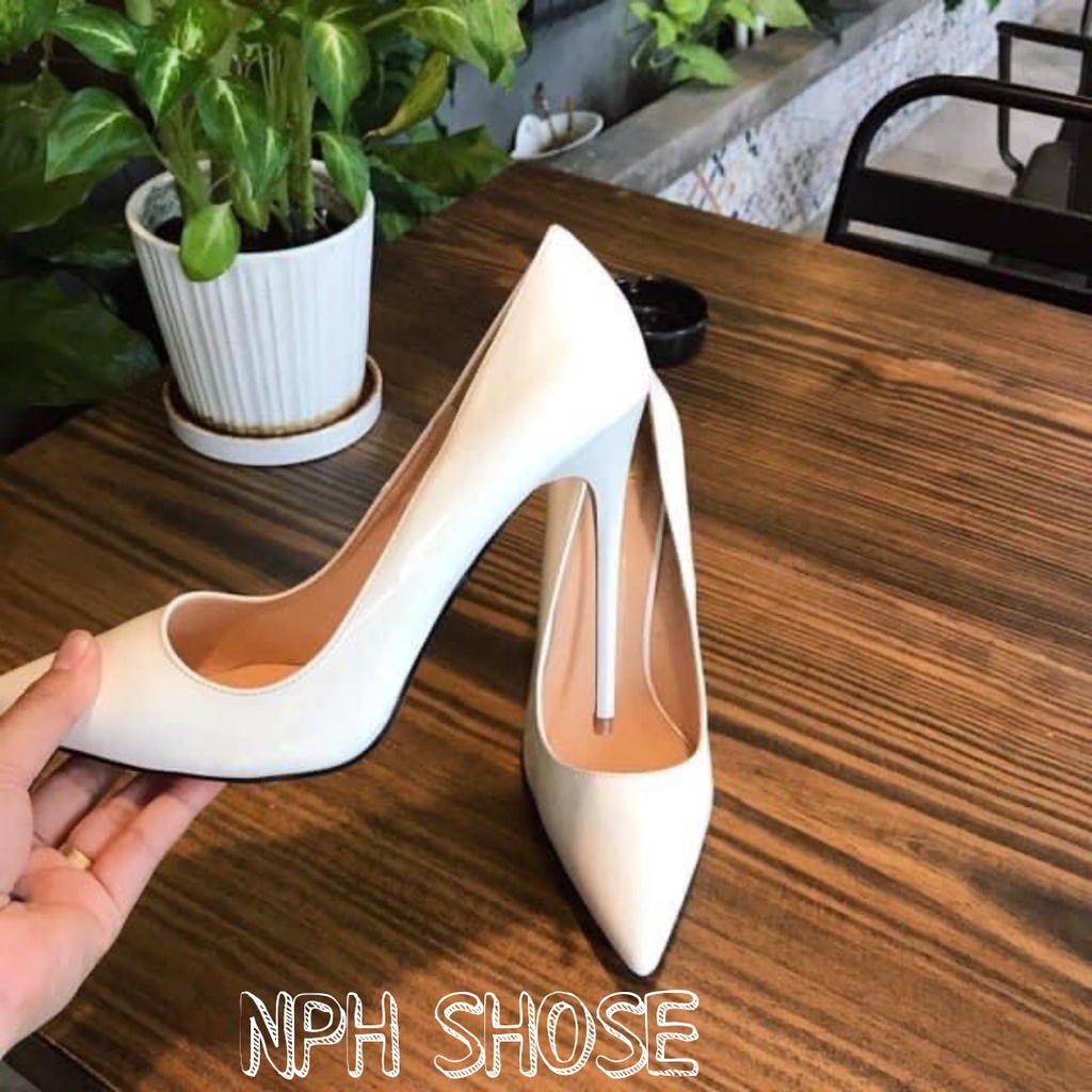 GIÀY CAO GÓT BÍT MŨI 11 PHÂN SI BÓNG 2 MÀU ĐEN VÀ TRẮNG ĐẾ ĐỎ (NPH SHOSE) - Hàng nhập khẩu