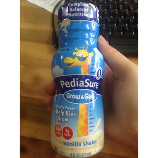 Sữa nước Pediasure vị vani cho bé từ (2-13 tuổi),237ml,Mỹ
