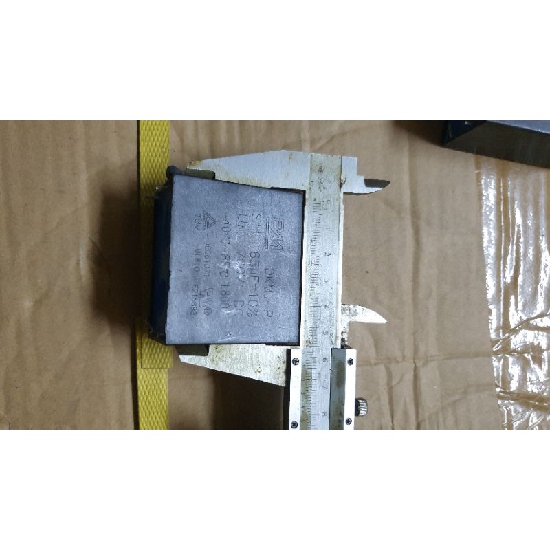 tụ điện BM capa  65uf 700vdc và 80uf 700vdc
