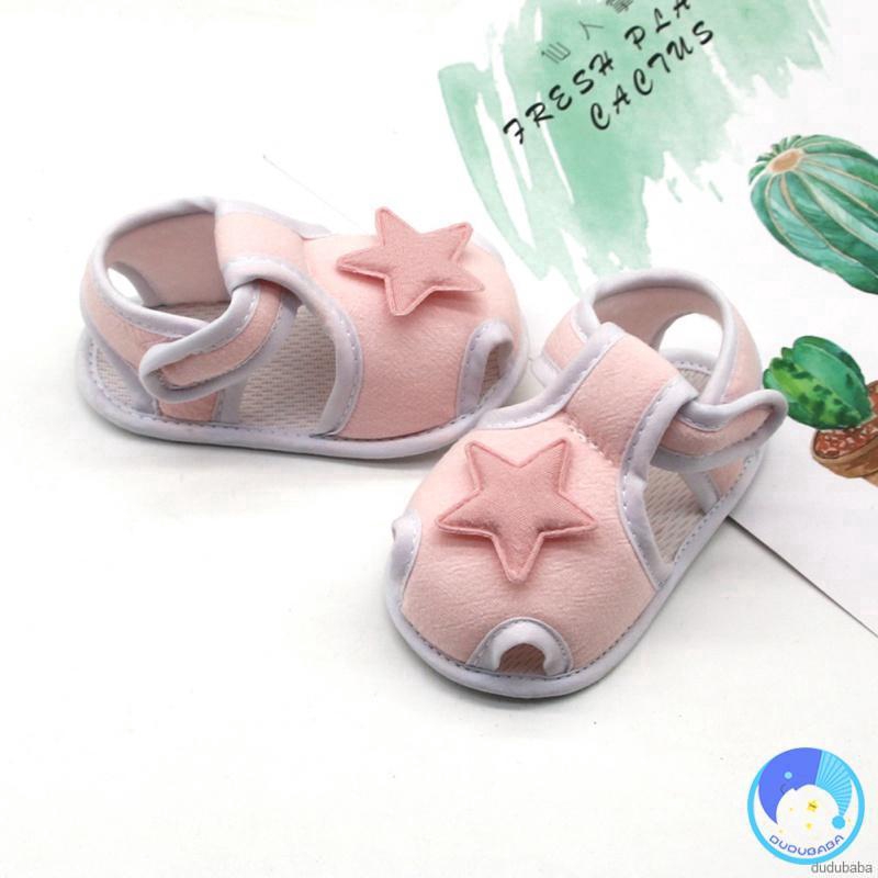 Giày sandal đế mềm chống trượt dành cho em bé