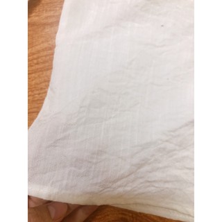 Áo sơ mi cổ sen tay bồng