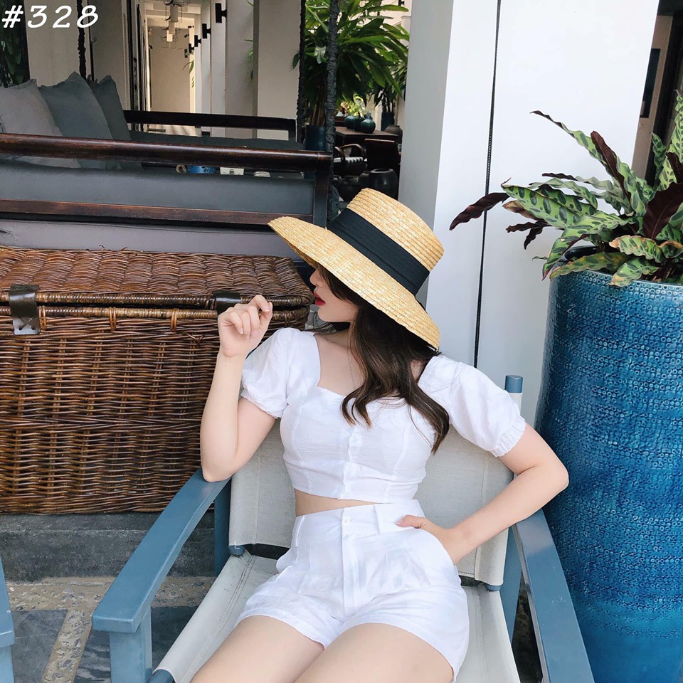 Set short trắng siêu xinh