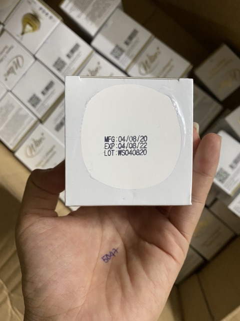 Kem chống nắng dưỡng da Wise nano Collagen thái lan | BigBuy360 - bigbuy360.vn