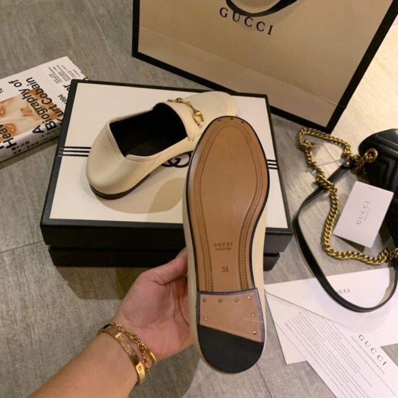Giày lười loafer nam nữ da thật mũi tròn gắn quai xích GG Gucci GC đủ size