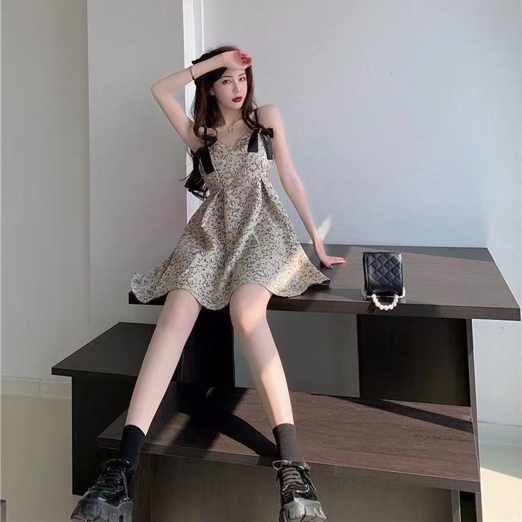 Đầm Hoa Hai Dây Dáng Ôm Thời Trang Mùa Hè Dành Cho Nữ