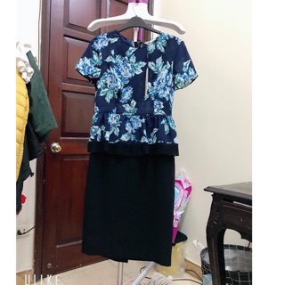 Đầm nguyên tem cỡ M