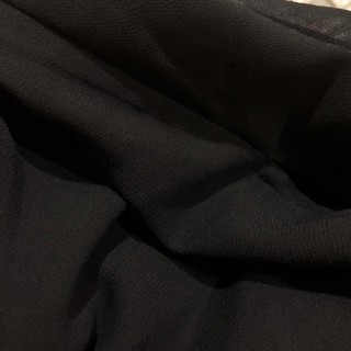 Váy H & M màu đen