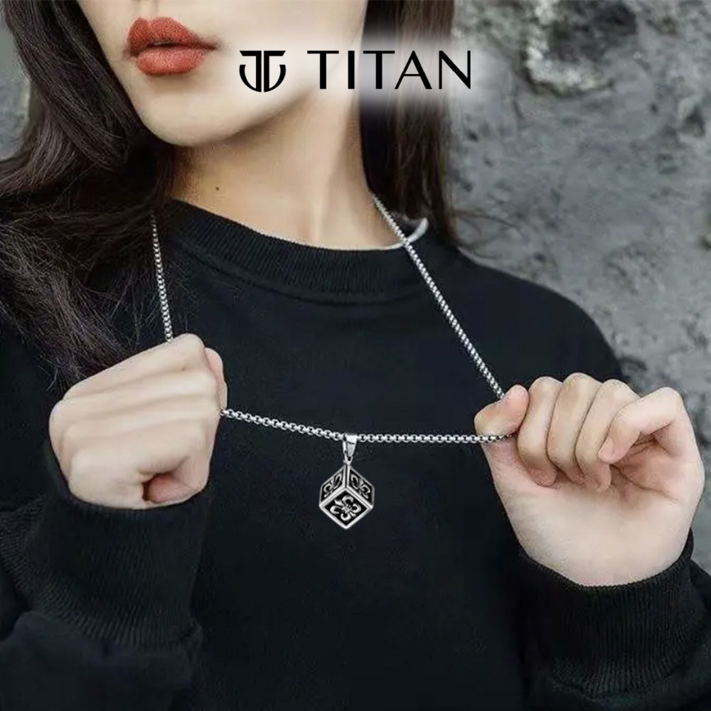 Dây Chuyền Nam Nữ CH, Vòng Cổ Chrome Hearts Bông Hoa Iris Màu Đẹp Như Bạc 925 Cube Dice Dạng Khối Vuông TITAN SHOP