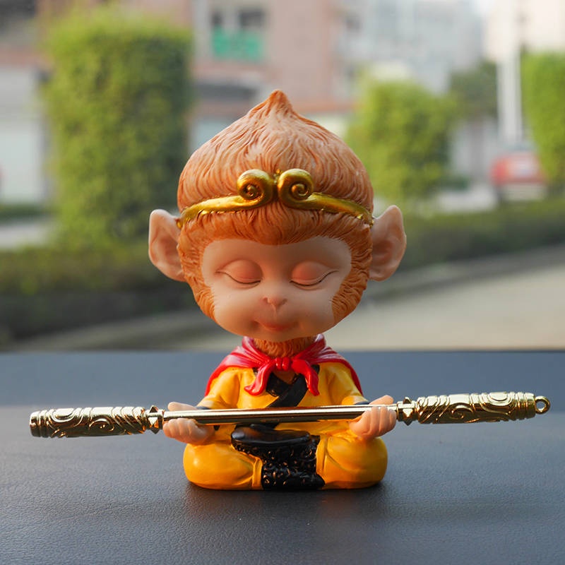 Phụ Kiện Trang Trí Bên Trong Xe Hơi Hình Tôn Ngộ Không Dễ Thương
