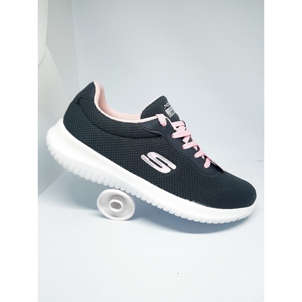 Giày thể thao buộc dây Skechers cho nữ