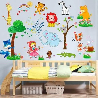 Decal dán tường Công chúa quàng khăn đỏ trong rừng