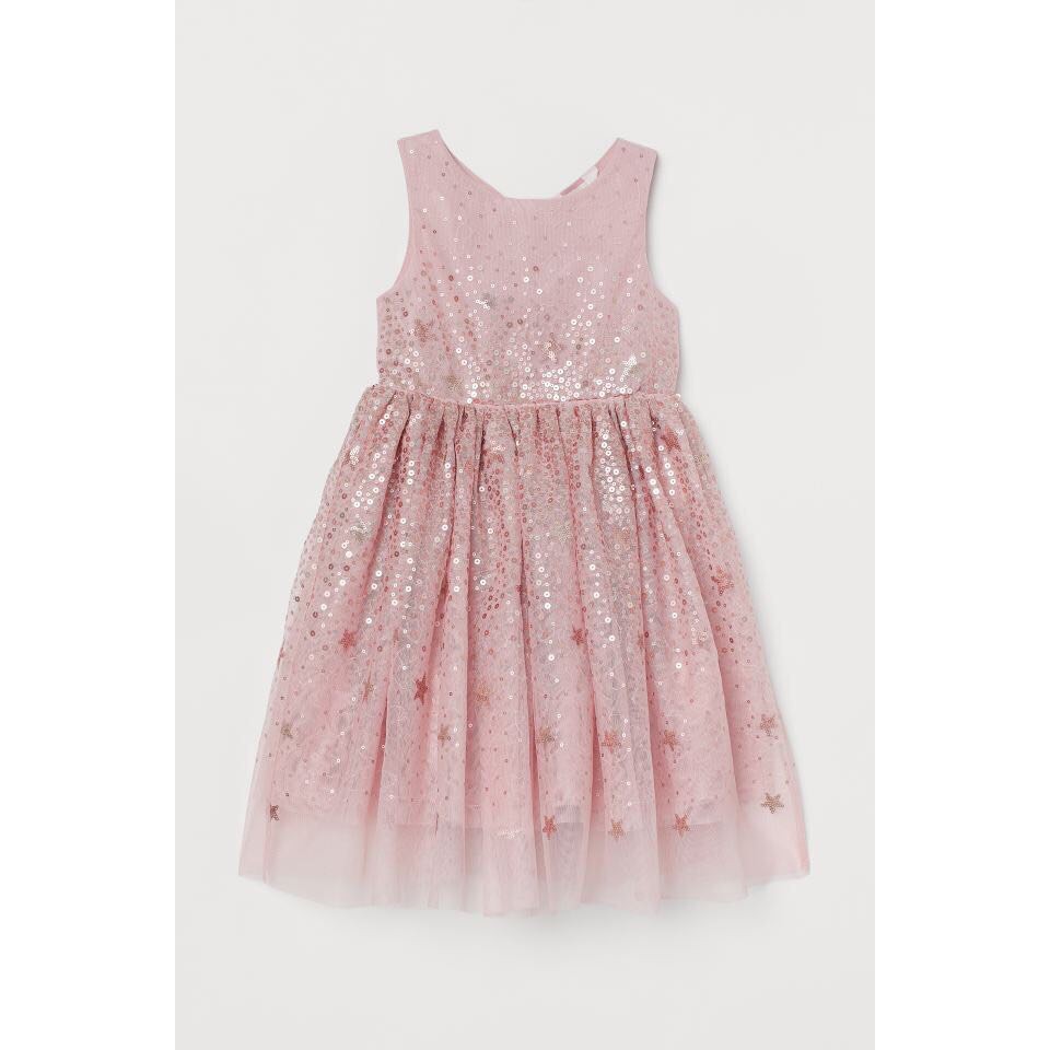 Váy kim sa HM sát nách