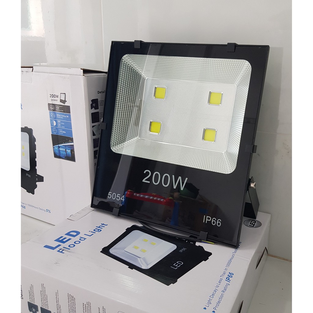 Đèn pha led 200w siêu sáng, chip led Epistar cao cấp, chống nước tốt