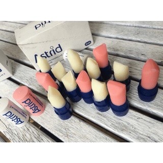 Combo 2 thỏi son dưỡng môi mỡ hươu Astrid mini