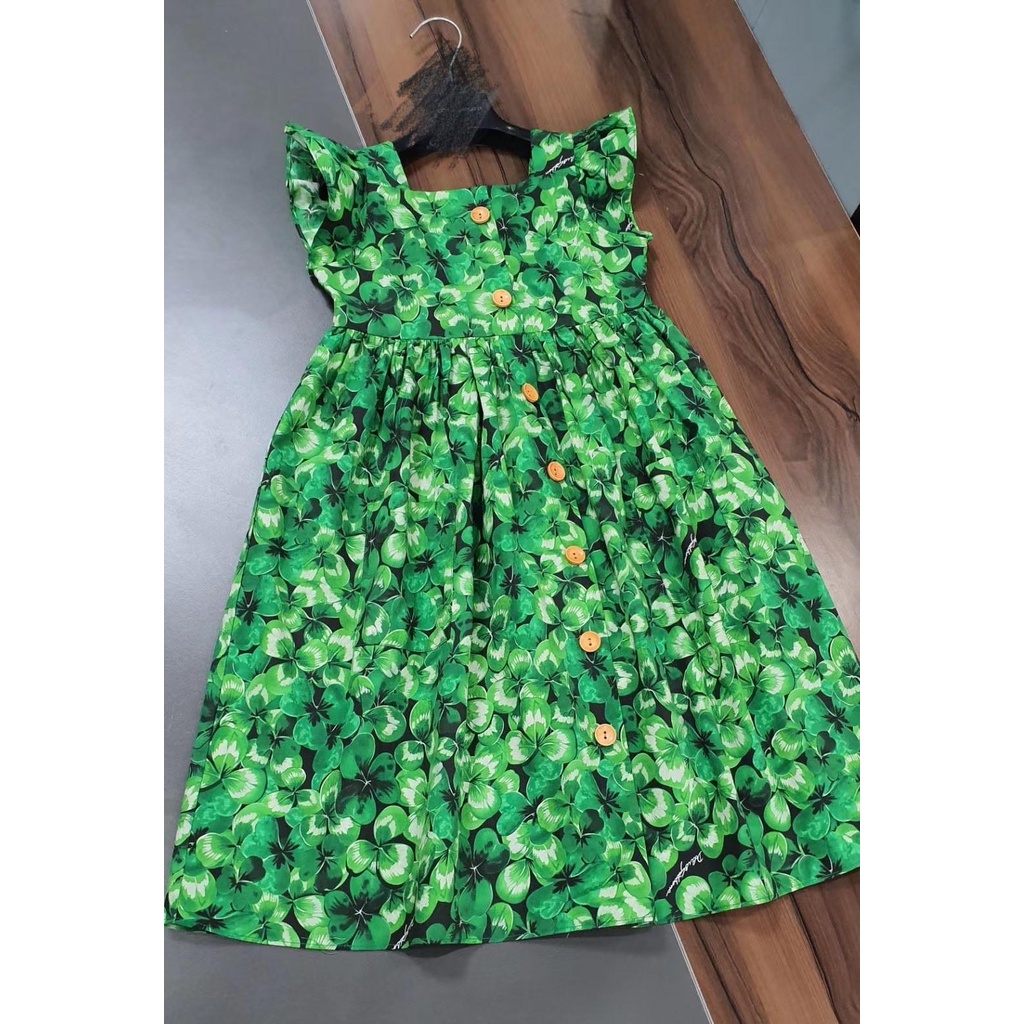 Váy xanh cỏ 3 lá