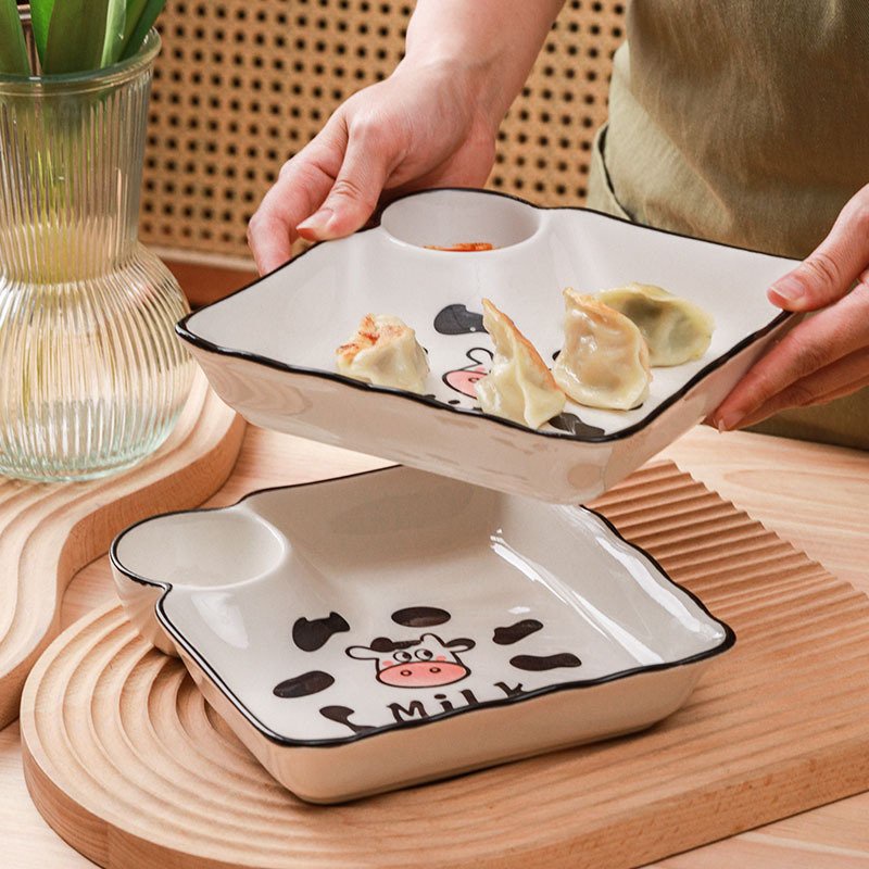 Chén đĩa, bát ăn bằng gốm sứ họa tiết bò mũi hồng dễ thương ngộ nghĩnh.