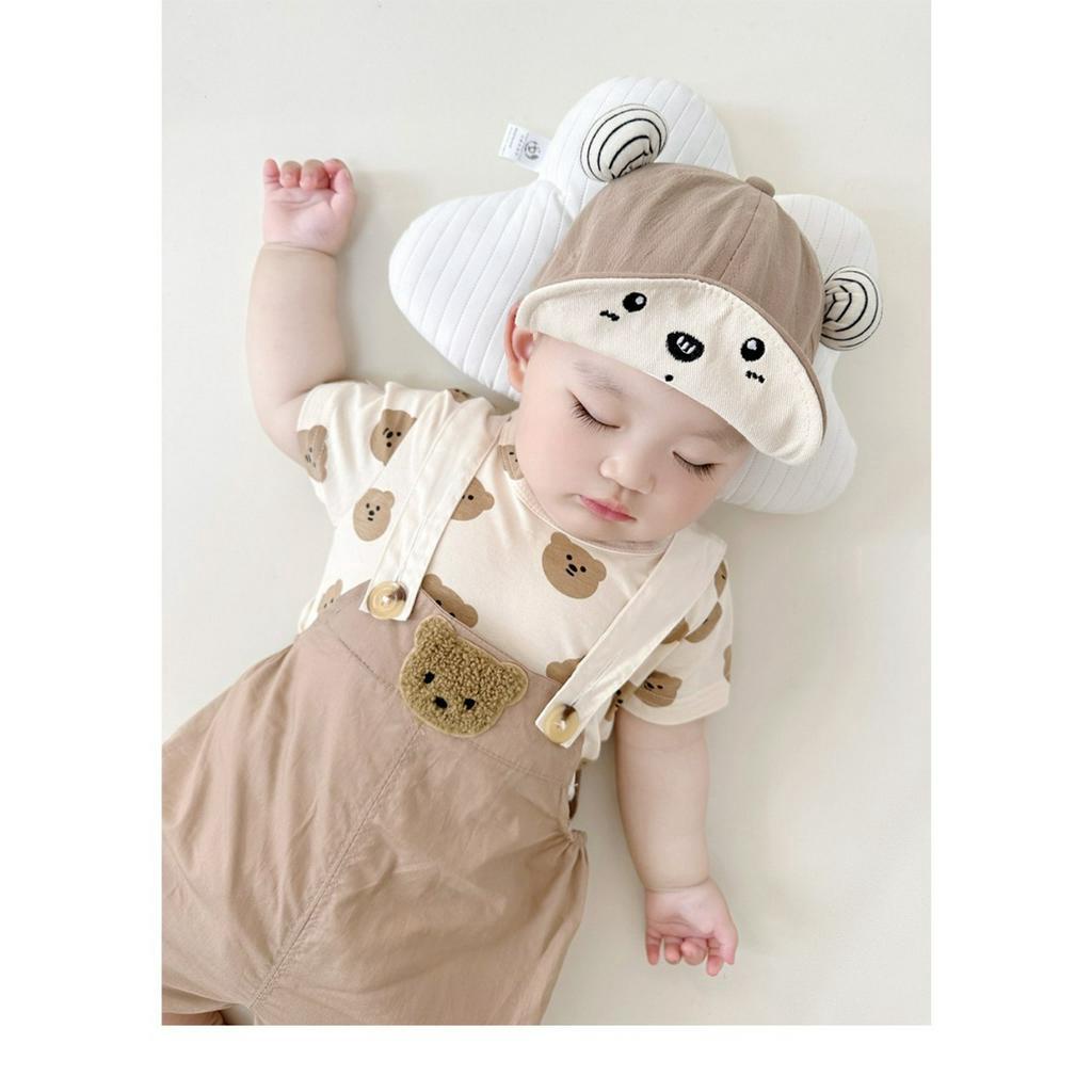Quần áo đôi cho bé trai (6-16kg) màu nâu tây cực chất - Bộ yếm thô kèm áo thun chất cotton thêu gấu