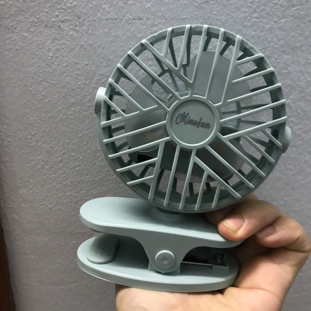 [HOT] QUẠT TÍCH ĐIỆN KÈM ĐÈN KẸP BÀN MINI | BigBuy360 - bigbuy360.vn