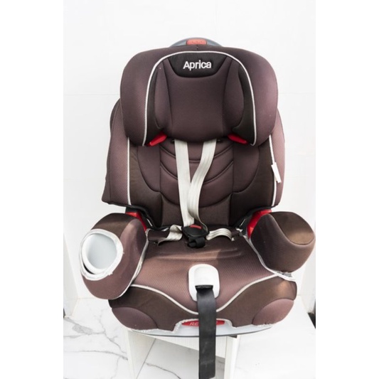 THANH LÝ GHẾ NGỒI ÔTÔ EM BÉ - APRICA EURO HARNESS DX