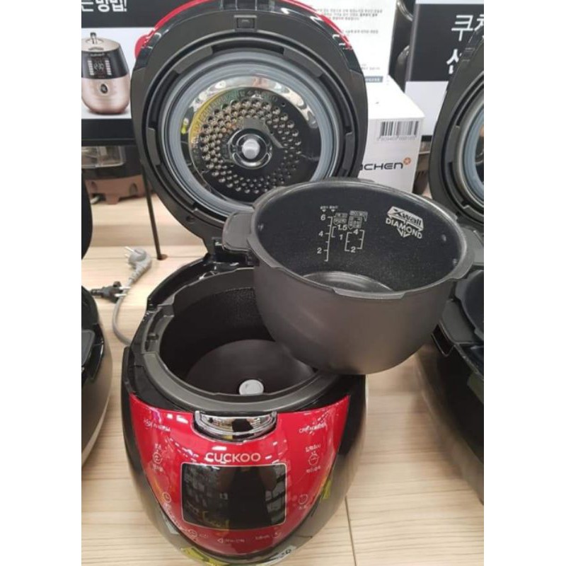 NỒI CƠM ĐIÊN CUCKOO N0680SR