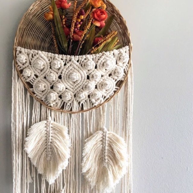 Giỏ hoa macrame treo tường